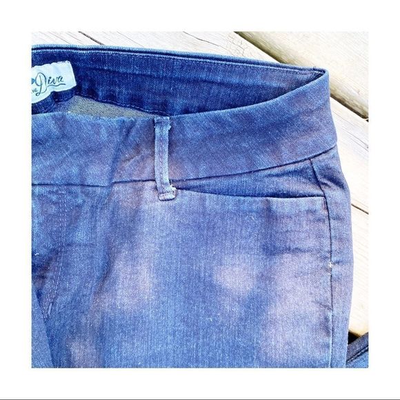 Old Navy THE DIVA Cropped Ankle Stretch Pants Sz 6 - Picture 4 of 11